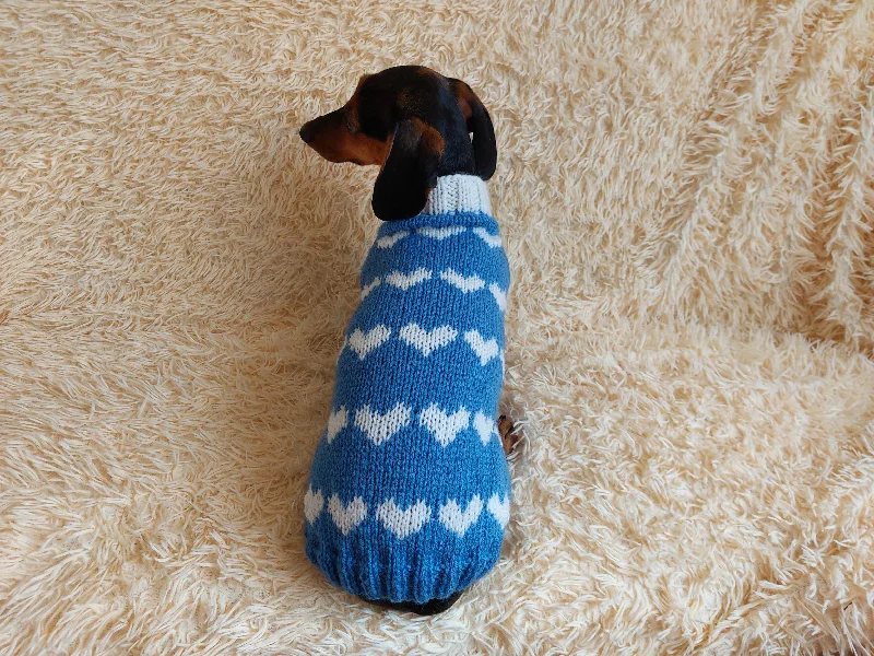 Classification by material or design:Dachshund knitted heart sweater, clothing Dachshund heart sweater, Valentine's day dog sweater, sweater for dachshunds, clothes for dog