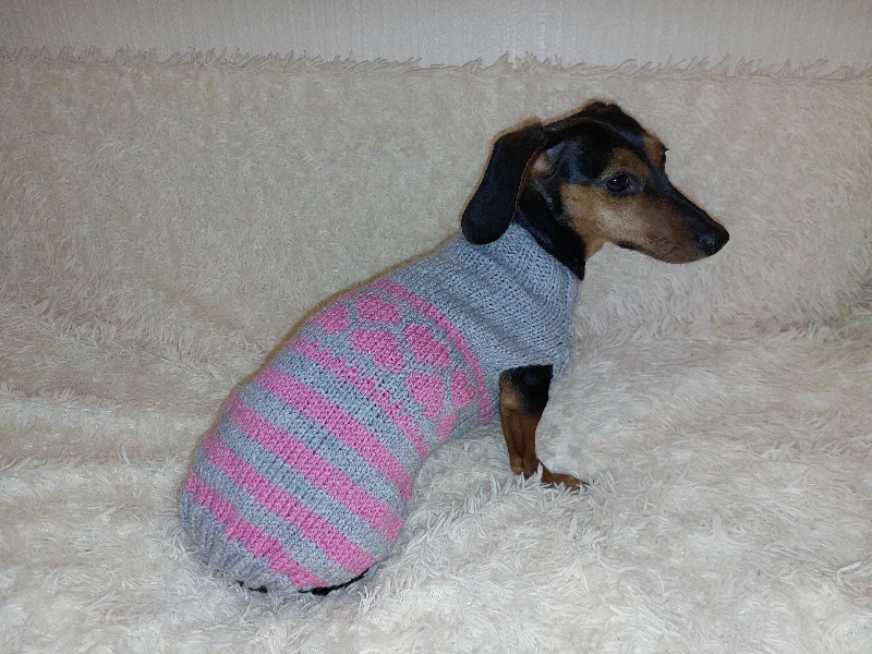 Pet retro style clothesJumper with hearts for dog valentine's day gift,Dachshund knitted heart sweater, clothing heart sweater, Valentine's day dog sweater